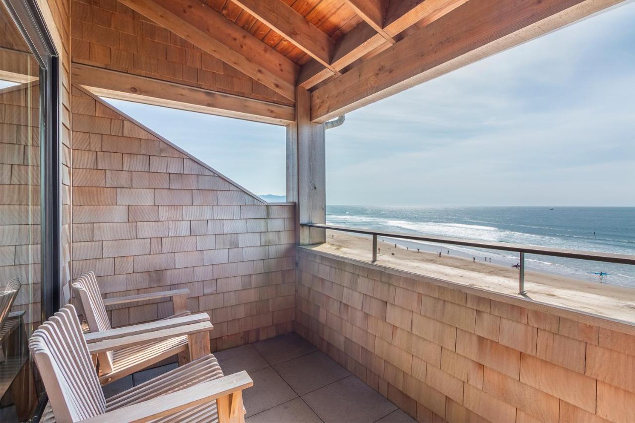Headlands Coastal Lodge & Spa Pacific City Exterior foto